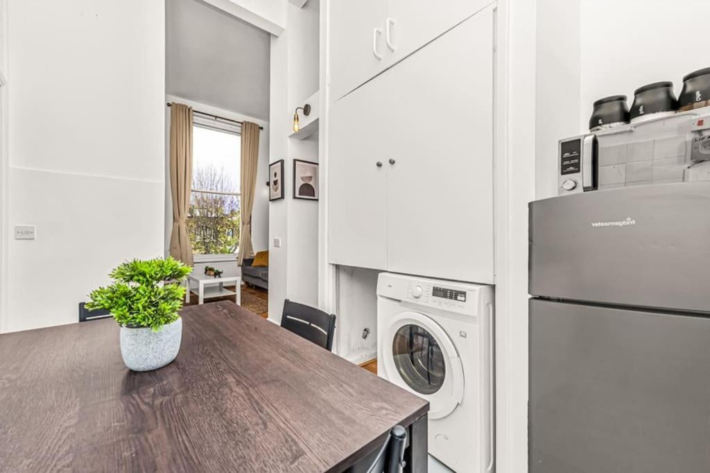 런던 Deluxe Flat On Kentish Town 아파트 외부 사진