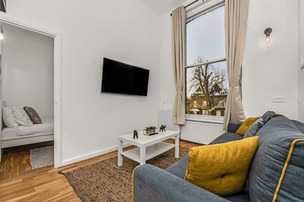 런던 Deluxe Flat On Kentish Town 아파트 외부 사진