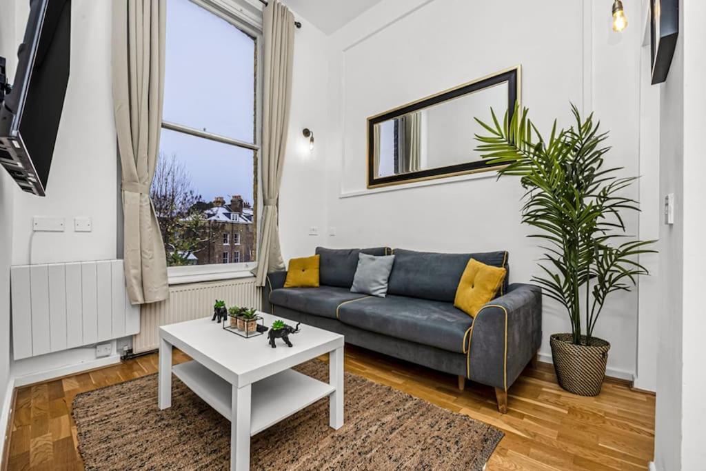 런던 Deluxe Flat On Kentish Town 아파트 외부 사진